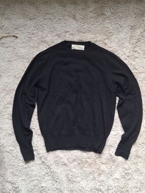Women's Black 100% Cashmere Crewneck Sweater